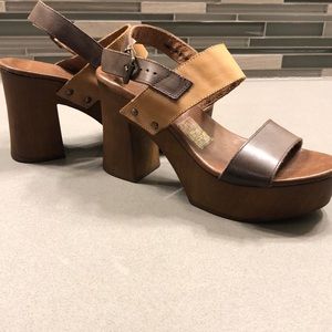 Musse & Cloud Leiza Heeled Sandal - New